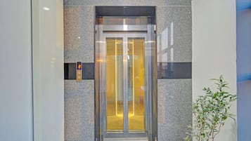 Elevator