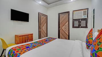 Egyptian cotton sheets, premium bedding, free WiFi, bed sheets