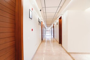 Lobby - Oriva Tulips Inn And Suites (Bengaluru)