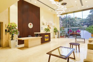 Reception - Oriva Tulips Inn And Suites (Bengaluru)