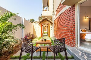 Superior Room, Hill View | Outdoor dining