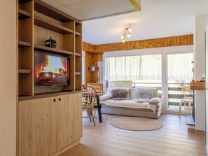 TV - Ramuges 37A by Interhome (Veysonnaz)