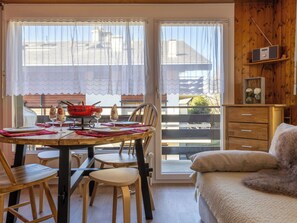 Dining - Ramuges 37A by Interhome (Veysonnaz)
