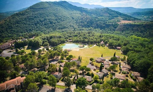 Villa in Pyrenees With Pool and Terrace