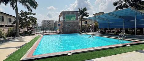 Economy-Apartment, Balkon, Stadtblick | Pool