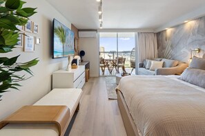 Desk, iron/ironing board, WiFi - Coastal Luxe Hideaway – Stylish Oceanview Living (Honolulu)