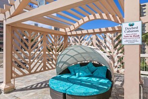 Terrace/patio - Endless Blue Horizon – Luxury Oceanview Stay (Honolulu)