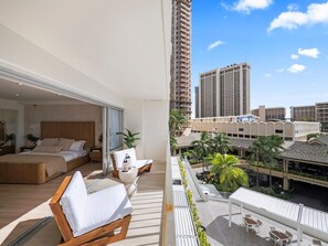 Property grounds - Waikiki Ocean Wave Escape: Coastal Luxe (Honolulu)