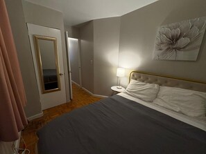 1 makuuhuone, silitysrauta/-lauta, vauvan matkasänky, ilmainen Wi-Fi