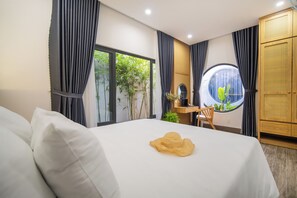5 chambres, fer et planche à repasser, accès Internet, draps fournis