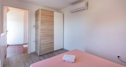 Holiday Home Cadjo With Pool