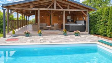 Family House, 3 Bedrooms, 2 Bathrooms (Green View Holiday Home With Pool) | Pool | Seasonal outdoor pool