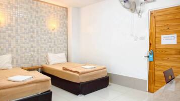 Twin Room | Interior