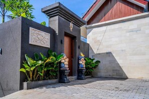 Villa, Pool View | Exterior detail - Villa May II - Cemagi (Cemagi)