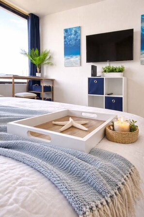 Iron/ironing board, WiFi, bed sheets - High Above Waikiki: Serenity Studio Escape (Honolulu)