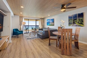 TV - Waikiki Ocean Luxe Panorama 2BD, Free Parking (Honolulu)