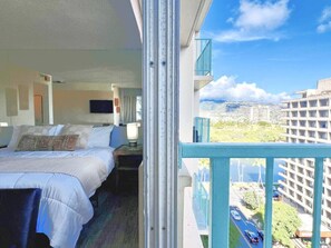 Iron/ironing board, WiFi - AS11F-02 Heart of Waikiki: Partial Ocean Corner View (Honolulu)