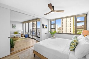 Iron/ironing board, WiFi - Waikiki Paradise w/ Ocean View & a Free Parking (Honolulu)