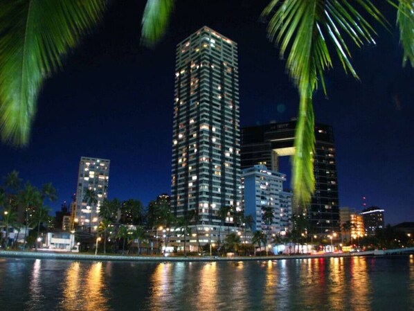 Exterior - Waikiki Mountain Breeze Retreat 2601B (Honolulu)
