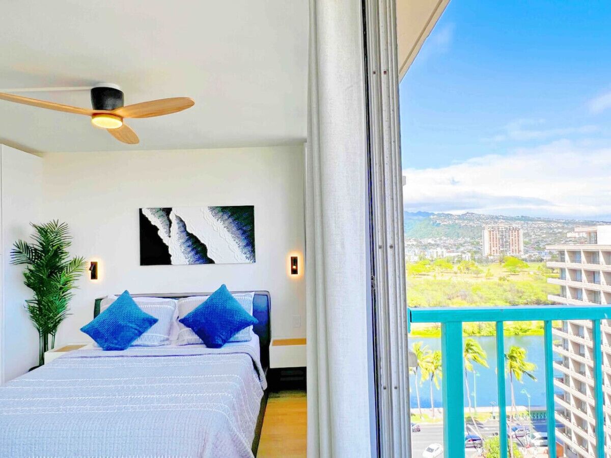 Iron/ironing board, WiFi