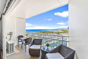 Property grounds - Waikiki Seaside Escape High Floor (Honolulu)