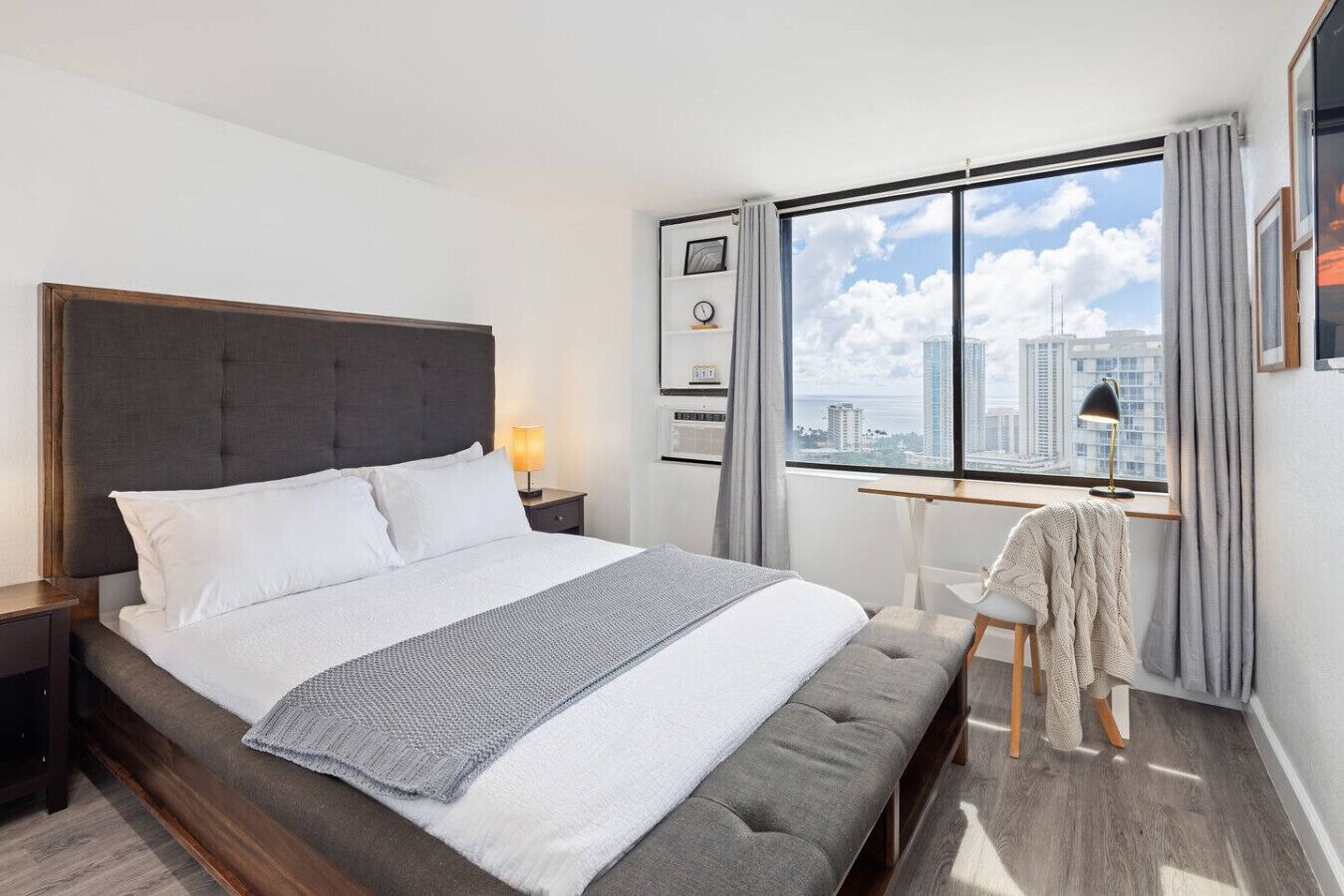 Iron/ironing board, WiFi