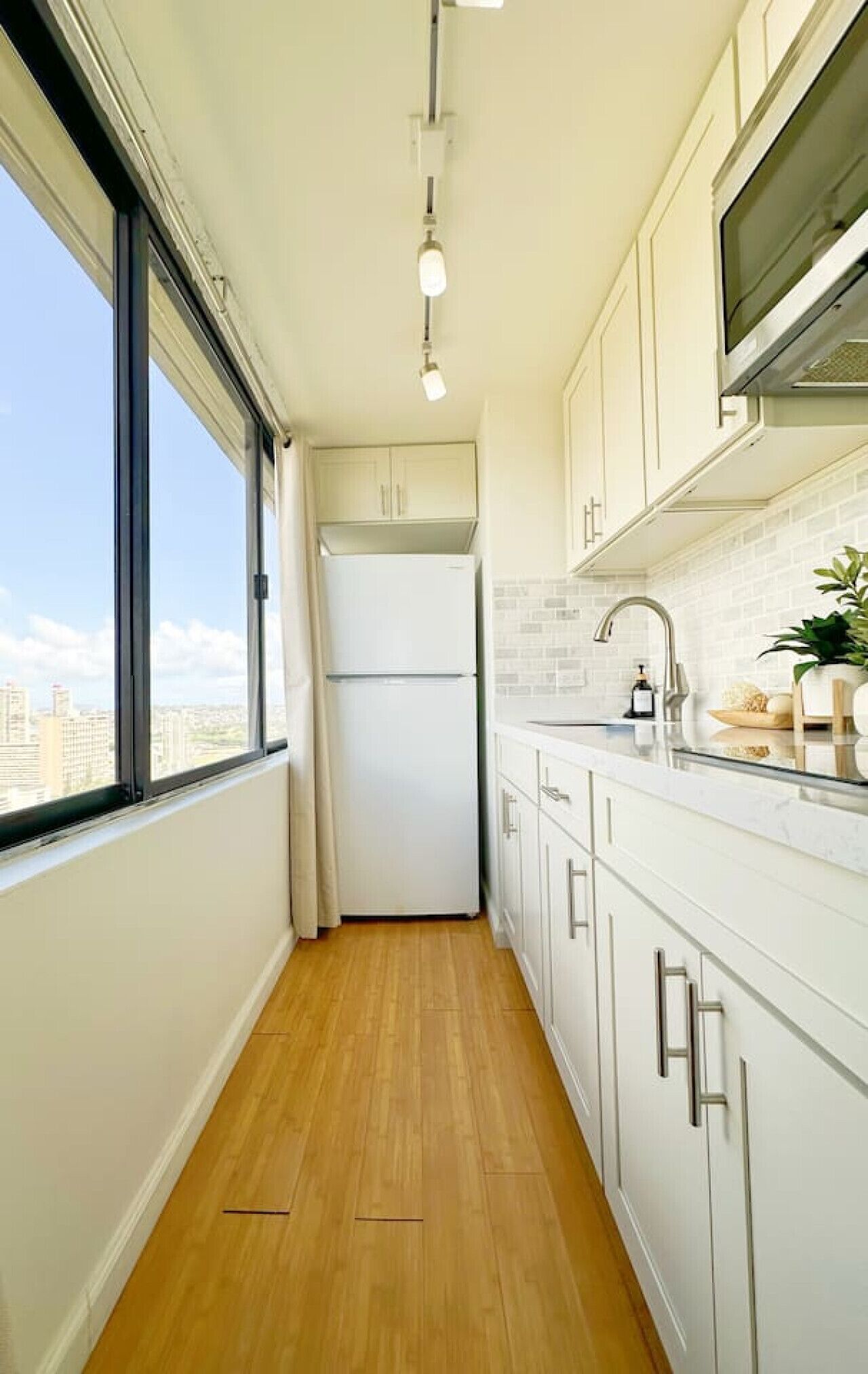 Microwave, stovetop, coffee/tea maker, toaster