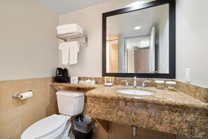 Hair dryer - PW9F-23 Modern Cozy Waikiki Studio Across Hilton Village 9 (Honolulu)