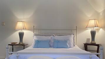 Bügeleisen/Bügelbrett, WLAN, Bettwäsche