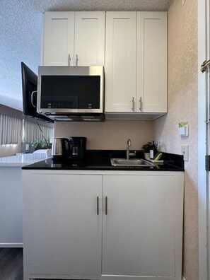 Microwave, stovetop, coffee/tea maker, toaster - AS11 Cozy Studio by Waikiki Marketplace (Honolulu)