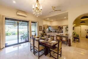 Dining - Alaya Stays Dacha 3 BHK with Jacuzzi (Ulainda)