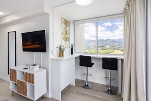 Interior - AS11F-10 Rare Corner Modern Studio at Heart of Waikiki (Honolulu)