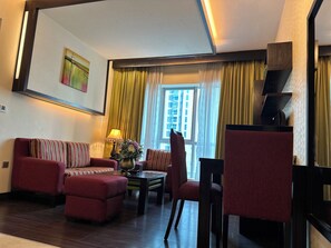 Luxury Apartment, 1 Bedroom | Desk, blackout drapes, free WiFi, bed sheets - Sunday Marina View Hotel Apartments (Dubai)