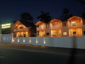Mặt tiền nơi lưu trú