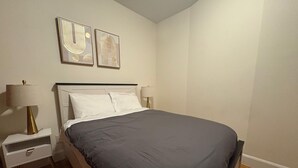 1 chambre, fer et planche à repasser, lit parapluie, Wi-Fi gratuit