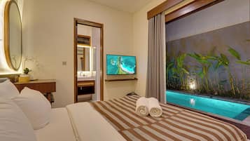 Villa, Balcony, Garden View