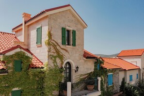 Exterior - Luštica Bay 1-bedroom sea view apartment (Radovići)