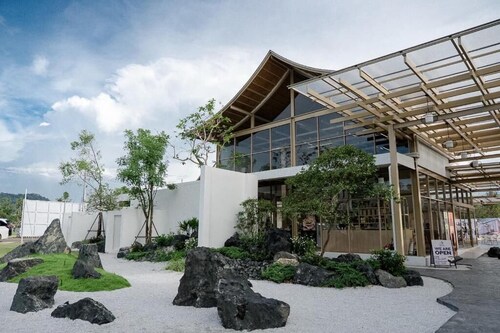Kiyomizu Onsen &Glamping Resort Saraburi