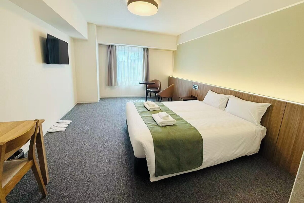 Deluxe Double Room | Desk, soundproofing, WiFi (free), bed sheets