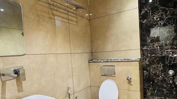 Basic Room, City View | Bathroom | Shower