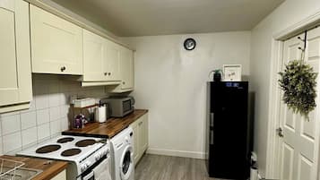 Studio, 1 Bedroom | Interior