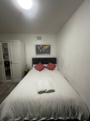 Studio, 1 Bedroom | 1 bedroom - Tranquil Studio Retreat in Dublin 22 With Garden and BBQ (Dublin)