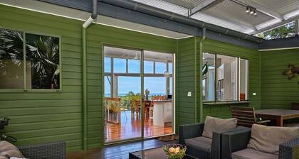 Oceanview Family Retreat w/ Private Pool & Fast WiFi