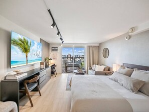 Desk, iron/ironing board, travel cot, WiFi - 42F Coastal Chic Retreat -Elegant Oceanview Living (Honolulu)