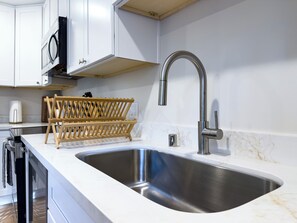 Microwave, oven, stovetop, dishwasher - 2-Bedroom Historical Home in Midtown Sacramento (Sacramento)