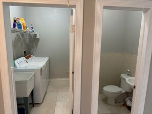 Hair dryer, towels, soap, toilet paper - Comfort haven the Caribbean lifestyle you are looking for. (Patricks Island)