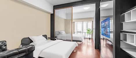 Basic Twin Room, City View | Laptop workspace, free WiFi