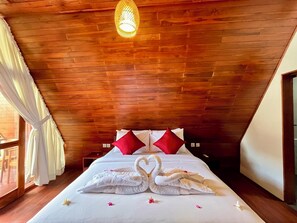 Bungalou superior, vistes al jardí | Wifi gratuïta 