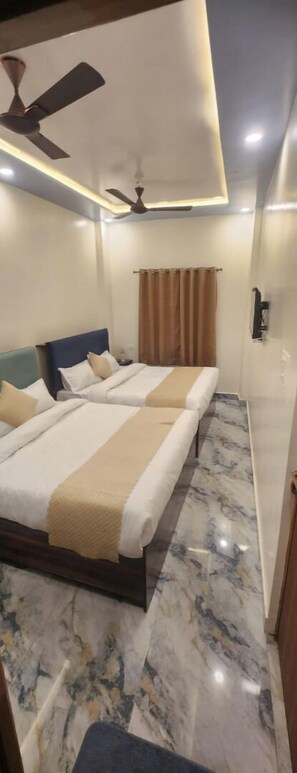 Habitación Deluxe | Espacio para trabajar con laptop y wifi gratis 