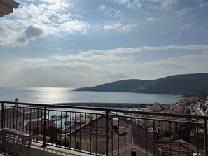 Property grounds - Peaceful Luštica Bay 1-bedroom apartment (Radovići)
